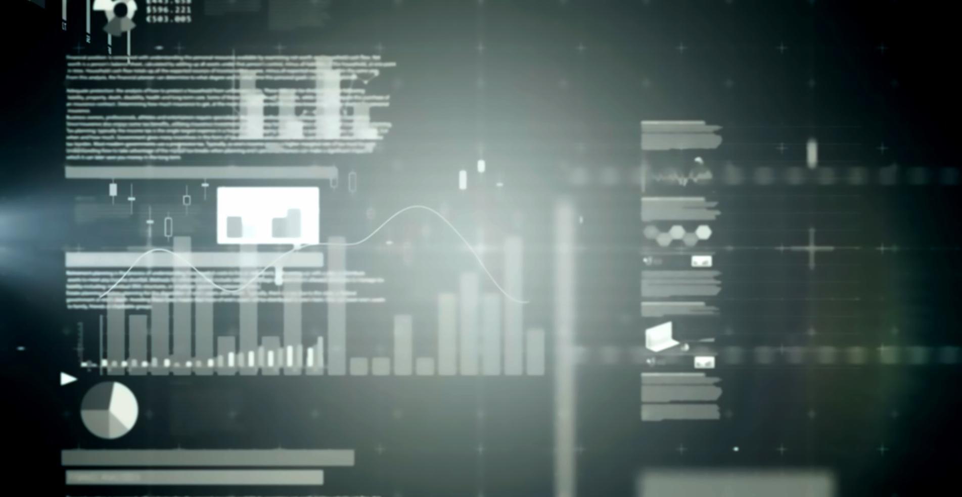 Moderne Webdesign Arbeitsumgebung mit mehreren Bildschirmen